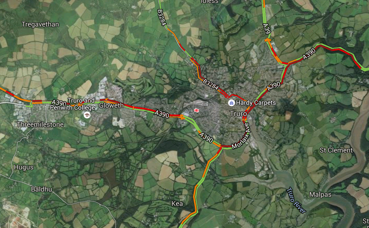 HitsCornwall's tweet photo. Speed Sensors around #Truro now. Routes into the city VERY slow - Stay tuned for the latest https://t.co/VdjZUdyeQP https://t.co/PbWYJVApi2