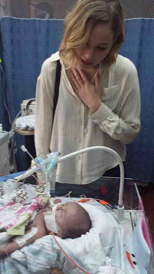 Everlarkbaby's tweet image. "don't let hollywood change you and make you lose sight of who you truly are"