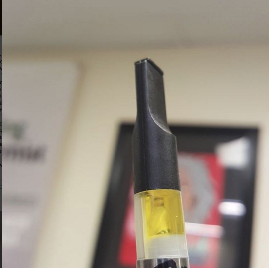 HealinAlchemist's tweet photo. #VapenClear. Solventless#teamalchemist #thehealingalchemist #dabs #globs #cannabiscommunity #purityclear #vapenclear https://t.co/nkohNKojJi