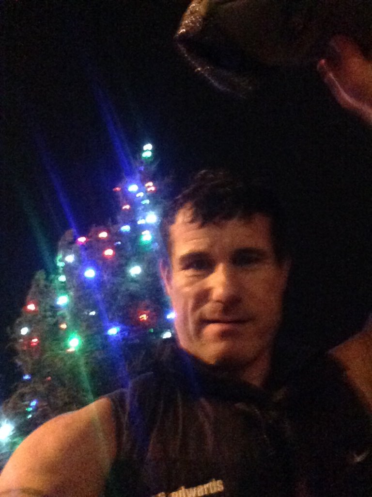 mickiiwla's tweet photo. This was at the finish it took me 8 hours 10 mins in wind rain sleet over the biggest hills in Lancashire 44 miles https://t.co/SBlE2iRMiP
