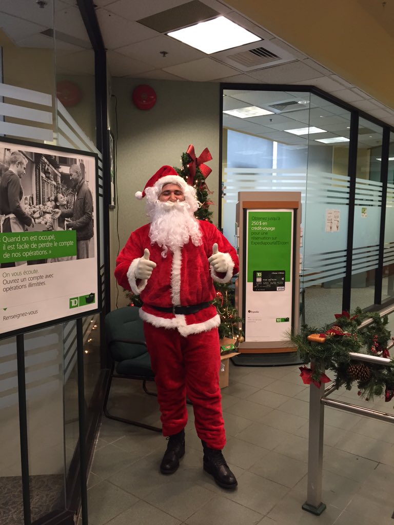 Santa is bringing the cheer to TD Côte-Des-Neiges #tdcanadatrust