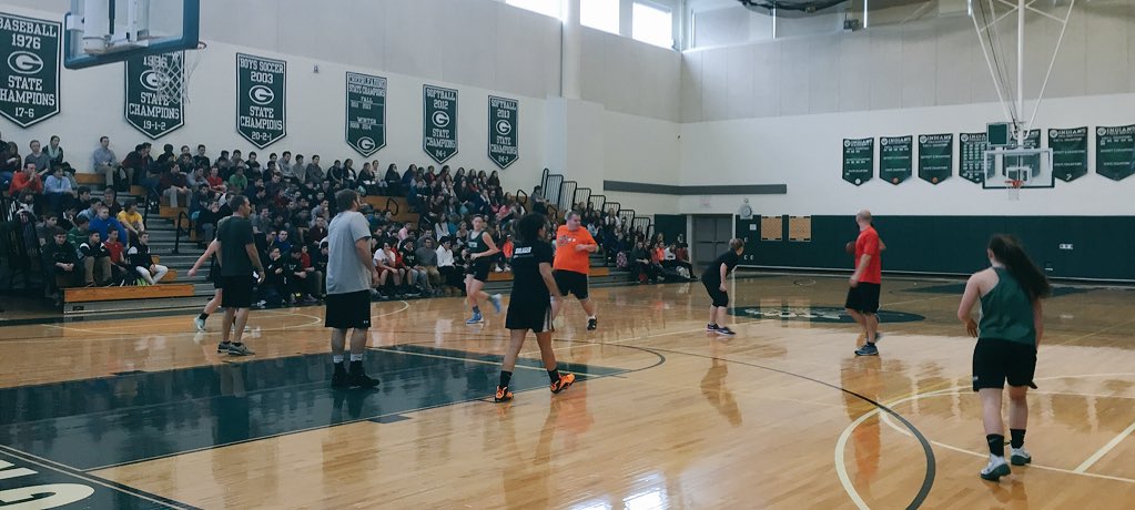 Grafton_HS's tweet photo. GHS faculty vs student basketball game! #ghscommunity #ghsfun https://t.co/dz0y36oh4q
