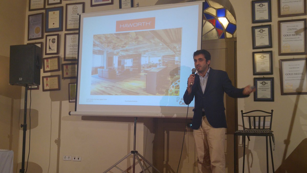 La última ponencia de #IdeasforCA15 es de Juan Carlos Gómez, directo desde Shangai #IdeasFor15