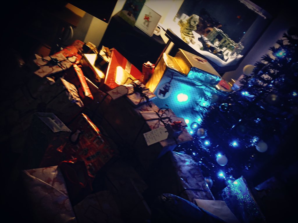 Liam_Harkin86's tweet photo. Wrapping done! https://t.co/wX36SwzHI8