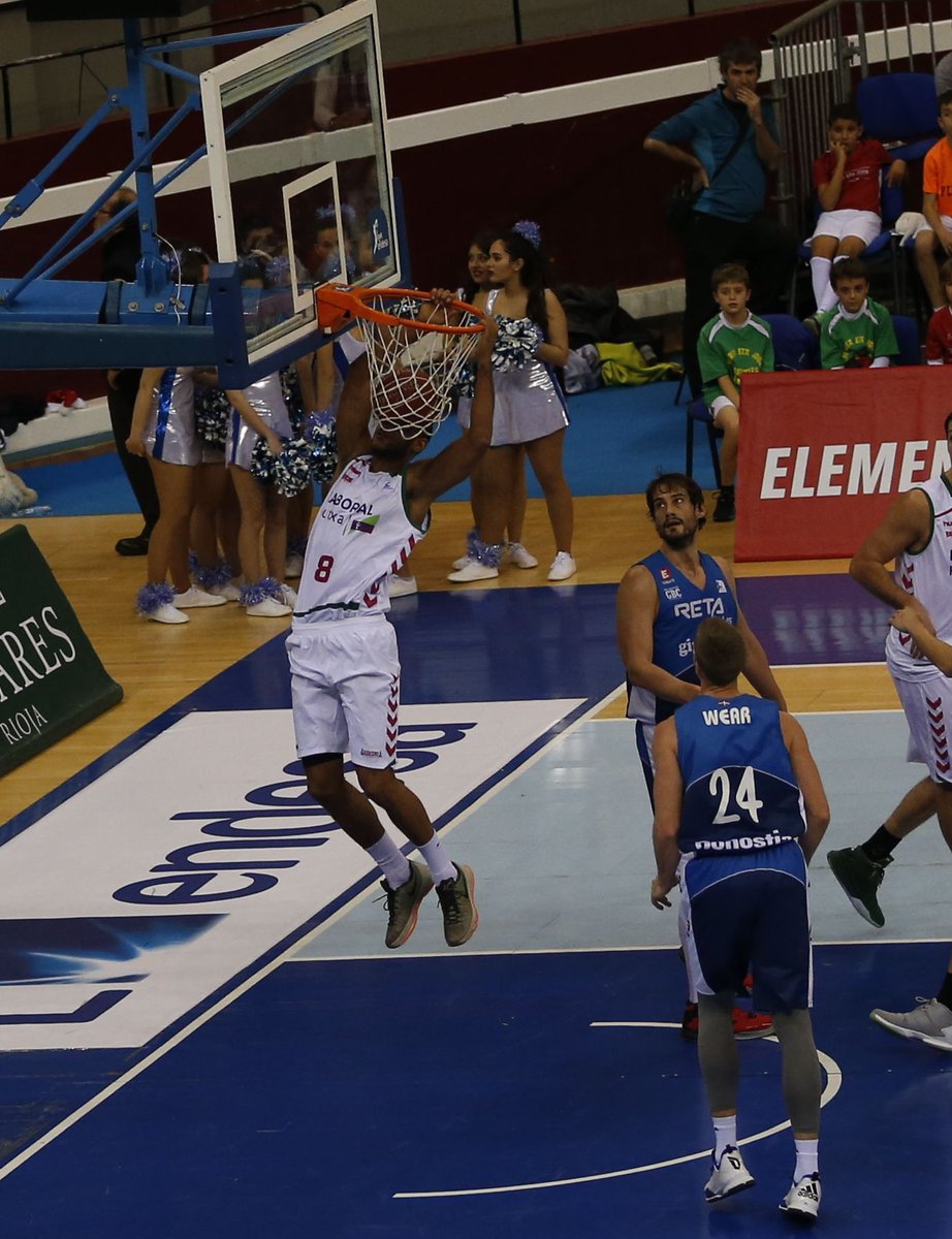 Baskonia's tweet photo. ¡FINAL! 83-91
El derbi se marcha a Vitoria. 
¡Ya tenemos la novena! https://t.co/KcQo98aSnn