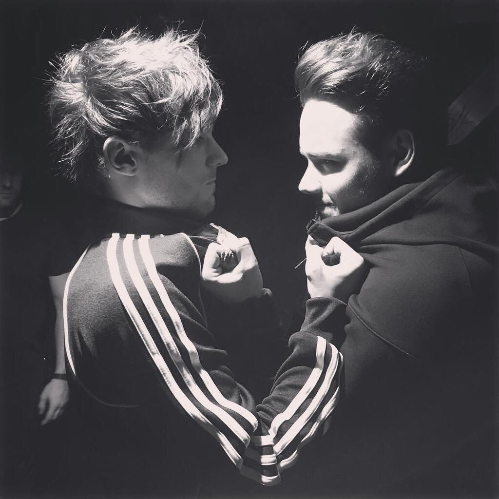 AyaayaDir's tweet photo. LOUIS Happy Birth Day🎉

いつも笑顔をありがと。

いつも幸せをありがとう。

生まれてきてくれてありがとう。

だいすき。

これからもおうえんしてる。 https://t.co/ZZEQ5yaOcs