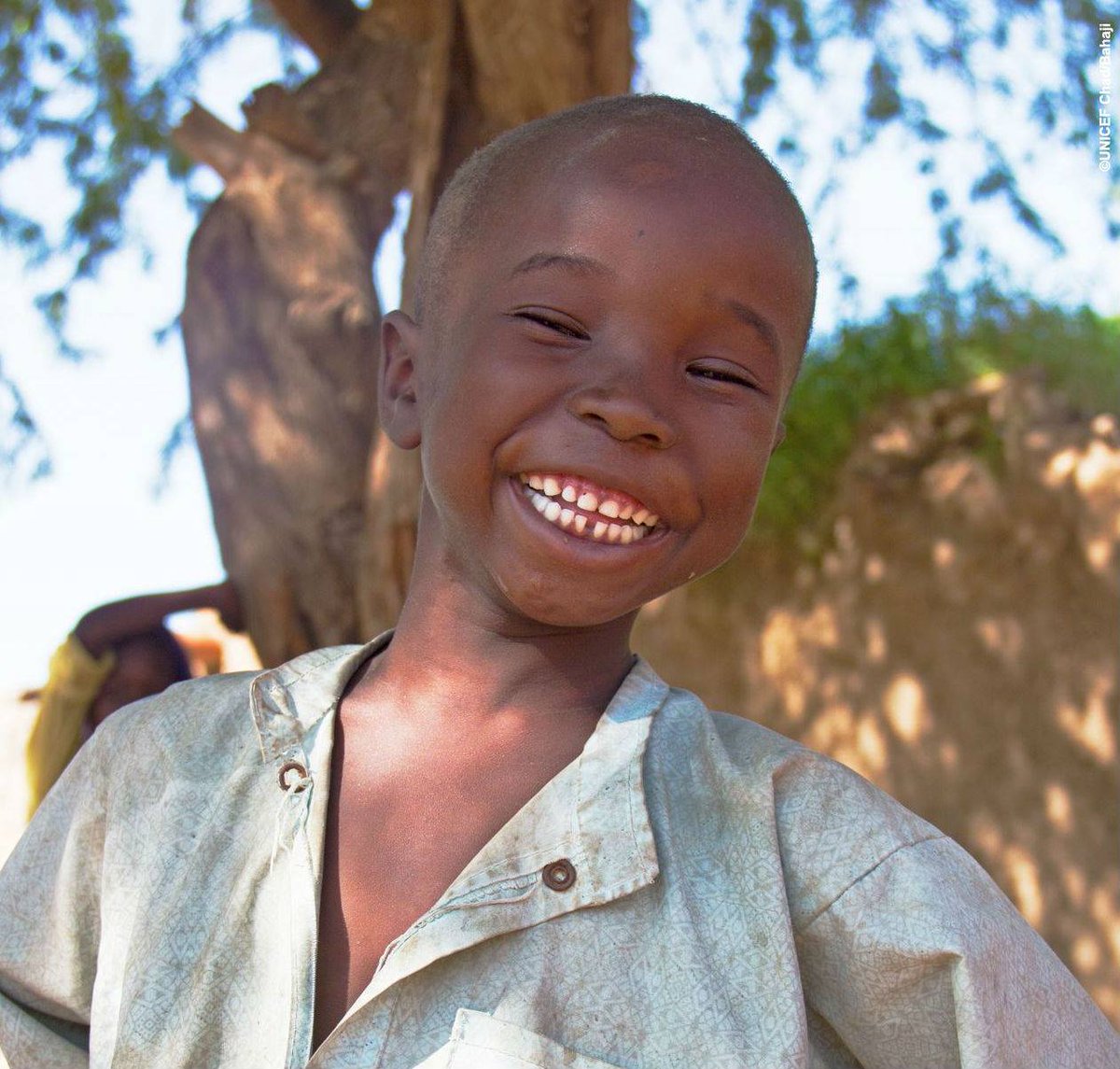 UNICEF's tweet photo. Just one word: Smile! https://t.co/XwgXBwvqxL @UNICEFChad https://t.co/k4qarjS7aJ