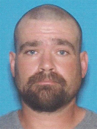 kmbc's tweet image. NEW PHOTOS of KC'S Most Wanted Fugitives. Please browse gallery &amp;amp; RT. Reward $ available. kmbc.tv/6017BVPjl