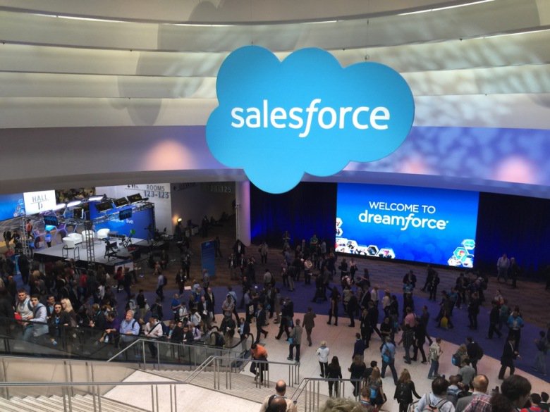 VentureBeat's tweet photo. Salesforce buys quote-to-cash company SteelBrick for $360M https://t.co/sSwEkdjPDy by @jordannovet https://t.co/6rRfi214ZR