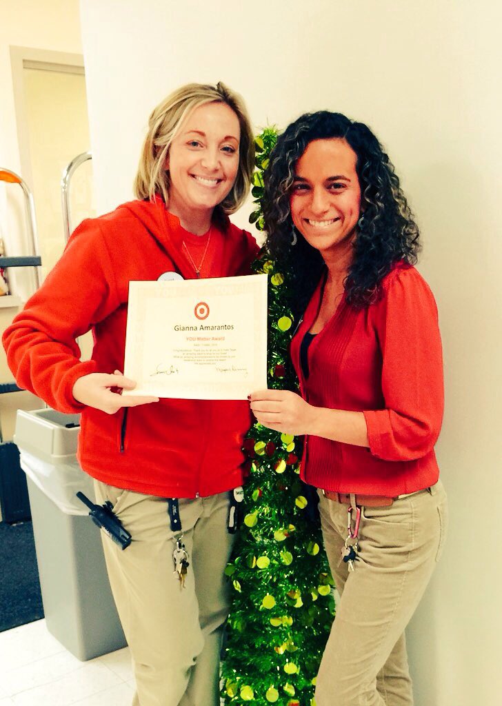 renael04's tweet photo. #Youaward winner at T-0989, Gianna Amarantos! #giannamakestarget #target❤️Gianna #awesomeleader https://t.co/do8ZWzY4XB