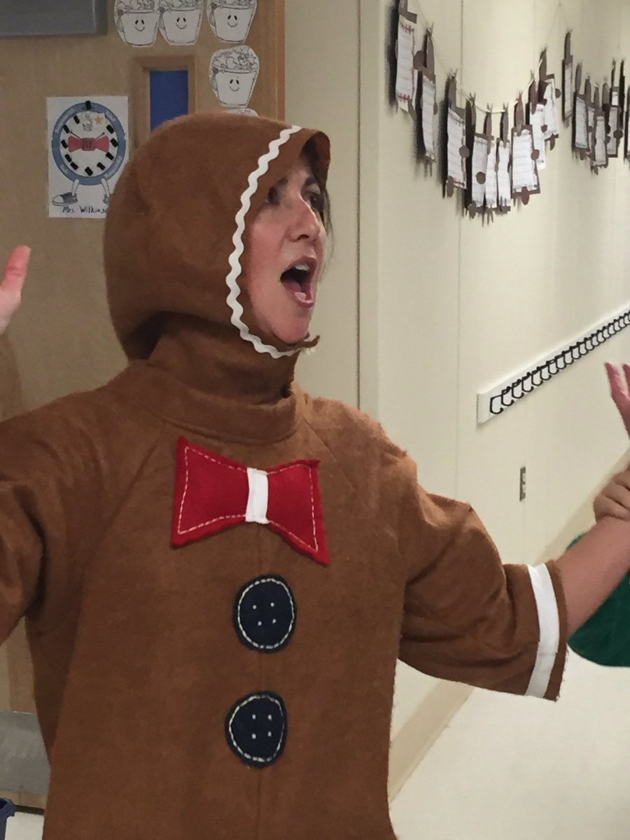 The Gingerbread Girl wishes all the Warren students a very merry, relaxing, and fun Winter Break!
