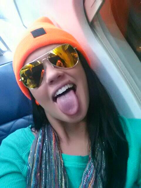 Fuck this hot ass 80&deg; weather in the south. I'm off to Vermont for some Xmas snowboarding time! https://t<a href="/tag/pov"class="tags"><span>#pov</span></a><a href="/tag/3some"class="tags"><span>#3some</span></a>