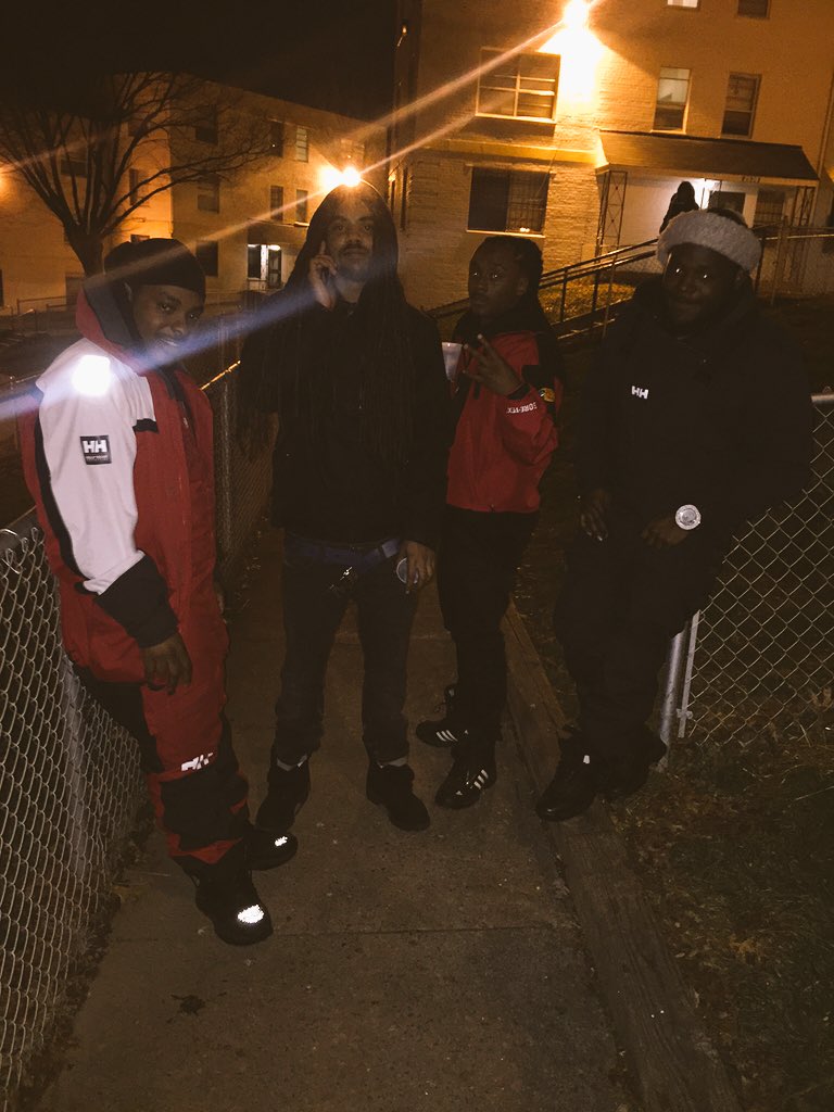 Lildolph_YW's tweet photo. I can get you sent to the moon 💣I'm a Yung boss 💯#TrustMe https://t.co/XoATaXT5qP