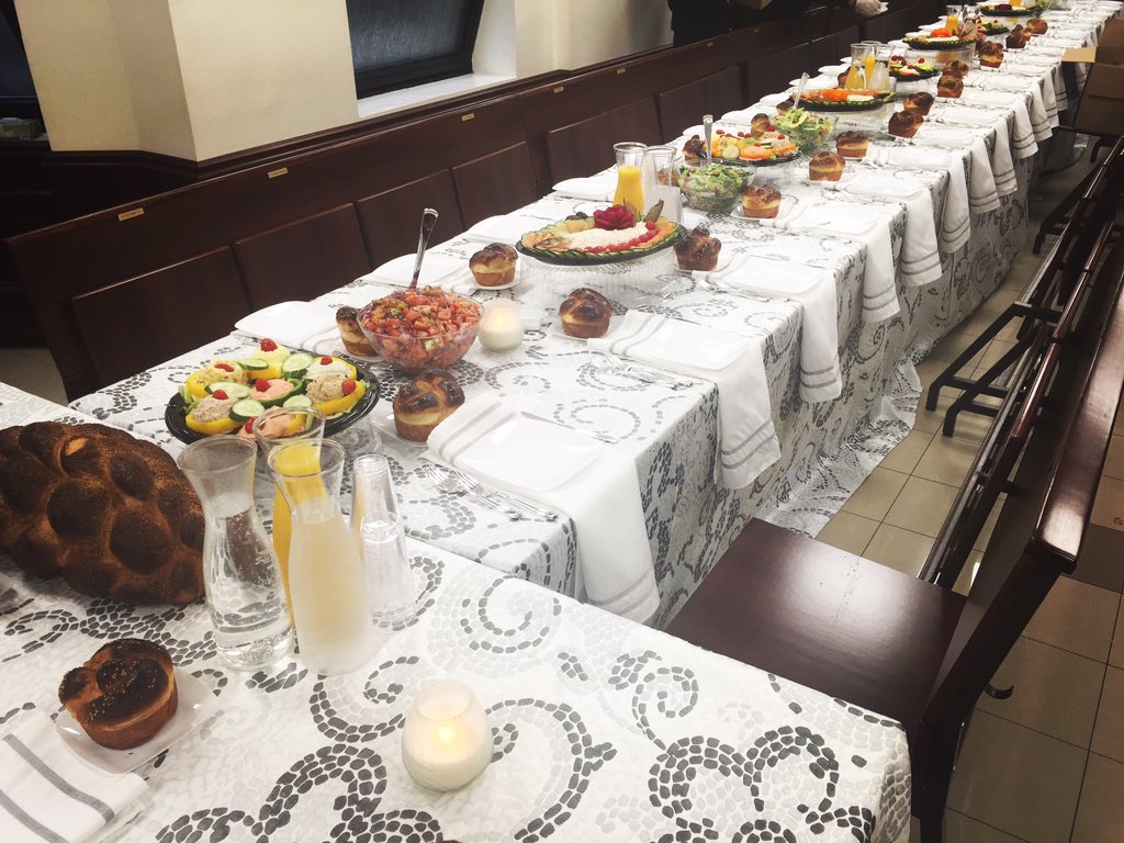 Table40Cafe's tweet photo. Bris Seadah.
Call For Your Event and Party:
Table 40 - 929-234-5444.
#Table_40 #Food #Catering #PartyPlanning https://t.co/hqiT1cw8rV