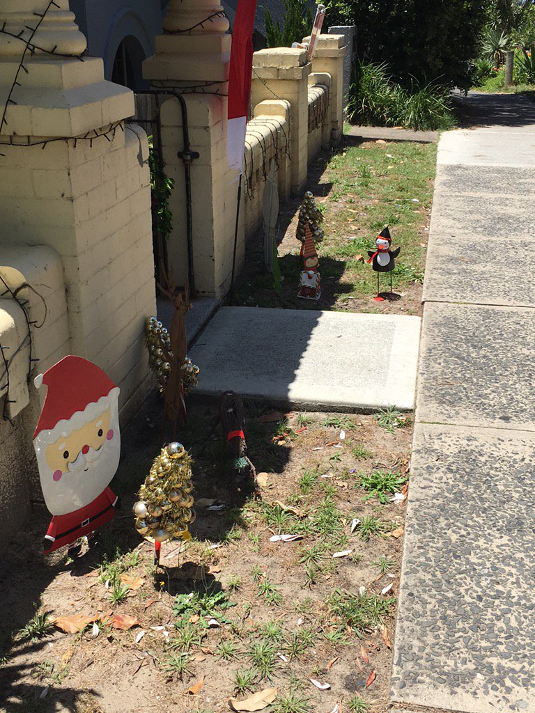 VenturedAus's tweet photo. Merry Christmas Eve listeners! #Christmas https://t.co/xWxt2eK9GP