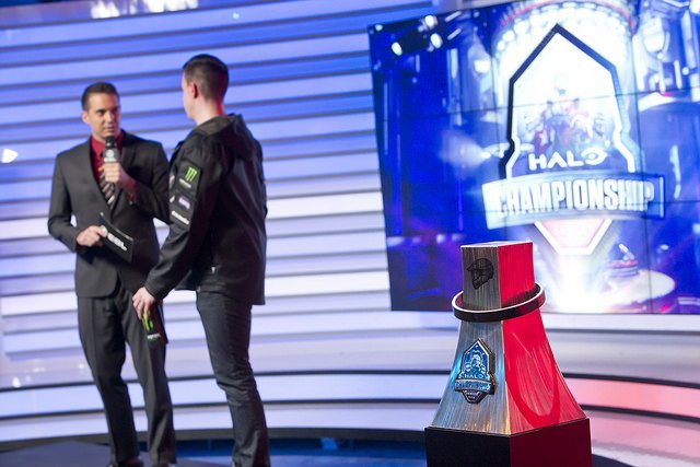 ESLHalo's tweet image. [NA] #Go4Halo Cup 31 kicks off tomorrow at 2:00PM EST! Don’t miss out! Sign up here: esl.gg/1TiFEvV