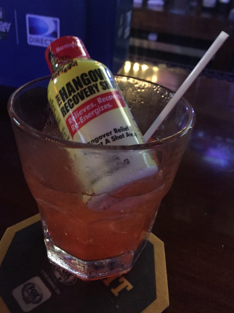 Stephen2181971's tweet photo. $HJOE This just in from a #Believer in Hawaii today. They call it a #JoeBomb wow it's a morning after drink Lol HJOE https://t.co/xH1YT04IBj
