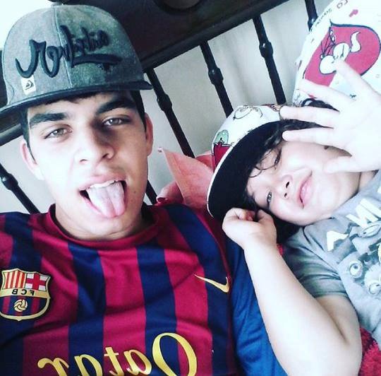 Mathneves10's tweet photo. Filhoo❤😍 #D13❤ #CALMAA ✋#BDB💣 https://t.co/FTEBo8qkKd