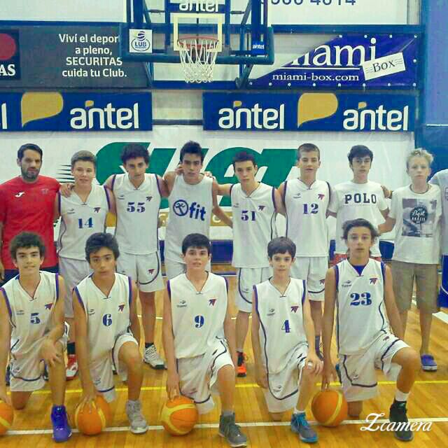 coachspain15's tweet photo. Estos son mis gladiadores dando pelea hasta el final.
1-1 finales u13
#darlotodo #unamas #durisimorival #coachspain https://t.co/W3qm1iHIYr
