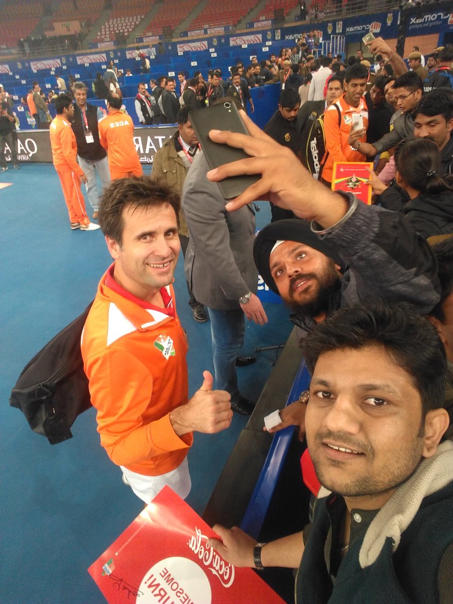 akash_8's tweet photo. @ITWSports #IPTLWinTicket #ITWSports
Thanks, like dream, with @fabsantoro72
#tennis #iptl2 #delhi #aces #iptl2015 https://t.co/VlXgspnBHX
