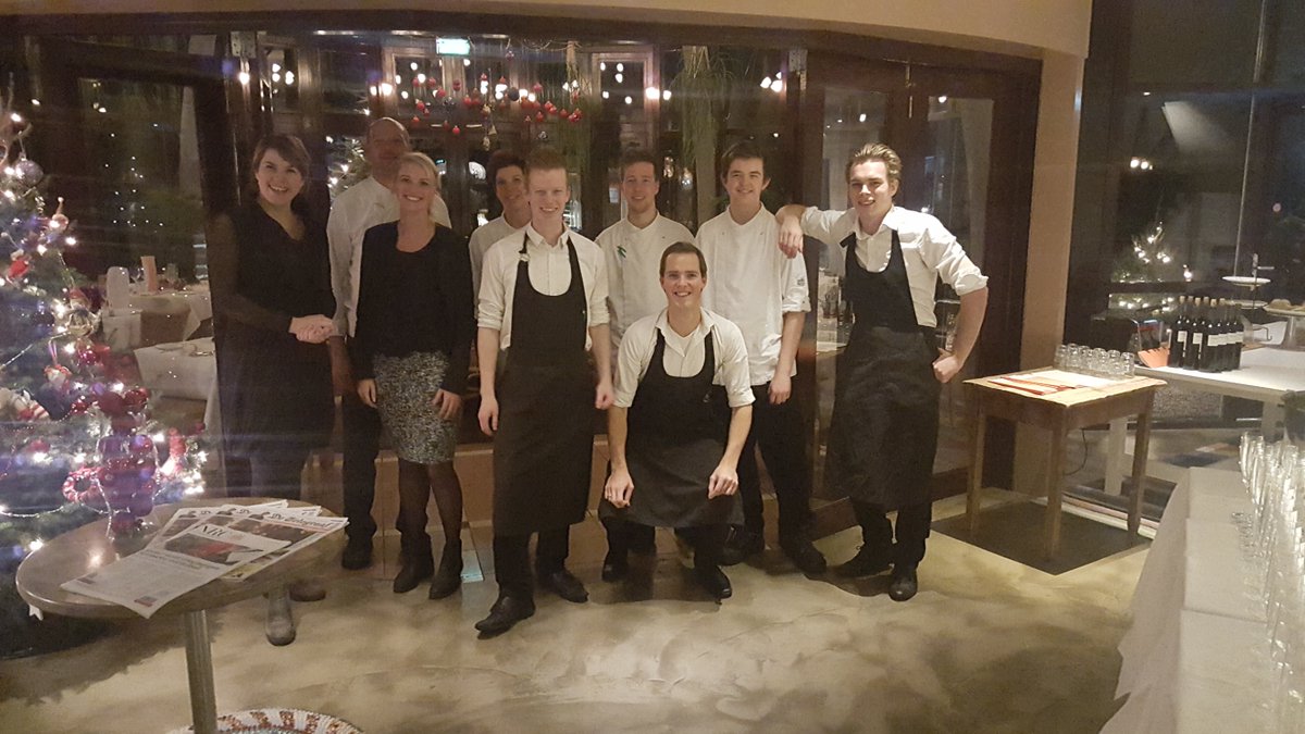 De kop is er af! De eerste Christmas Carol avond was weer geweldig! drostes.nl/christmas-caro… #ChristmasCarol #Drostes