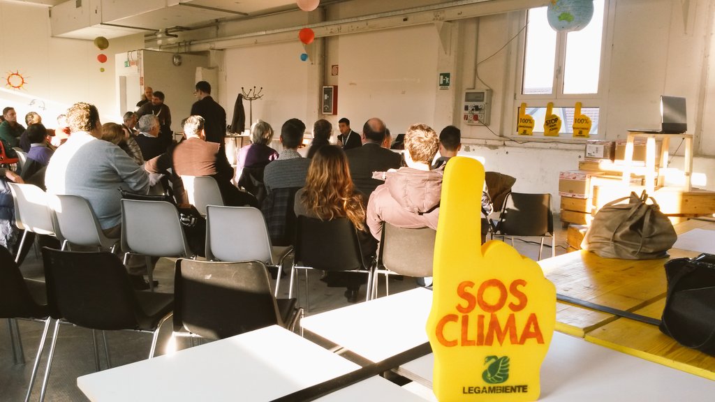 Legambiente's tweet photo. Il cambiamento è in piazza! Il secondo giorno del congresso #legambienteX inizia così. Seguici! https://t.co/k47PoDiNhL