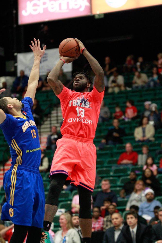 TexasLegends's tweet image. .@m1llymcfly earns tonight's @LegacyPlumbing Drain of the Game, going 50% from behind the arc! #threeball