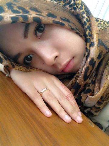 tutorhijabid's tweet photo. haii hijabers..  siang gini bikin ngantuk ya :D https://t.co/7wgDUOVQdm