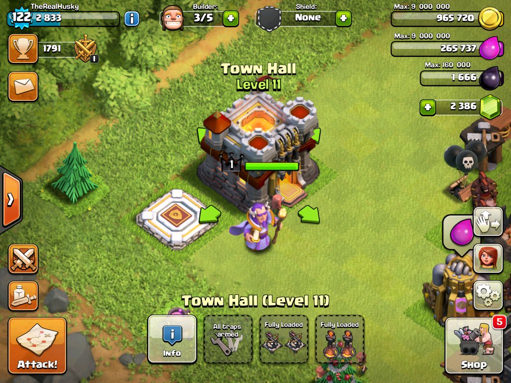 ClashWithMoose's tweet image. Can't believe I did it. Hemmed the upgrade to th11! And now have the grand warden