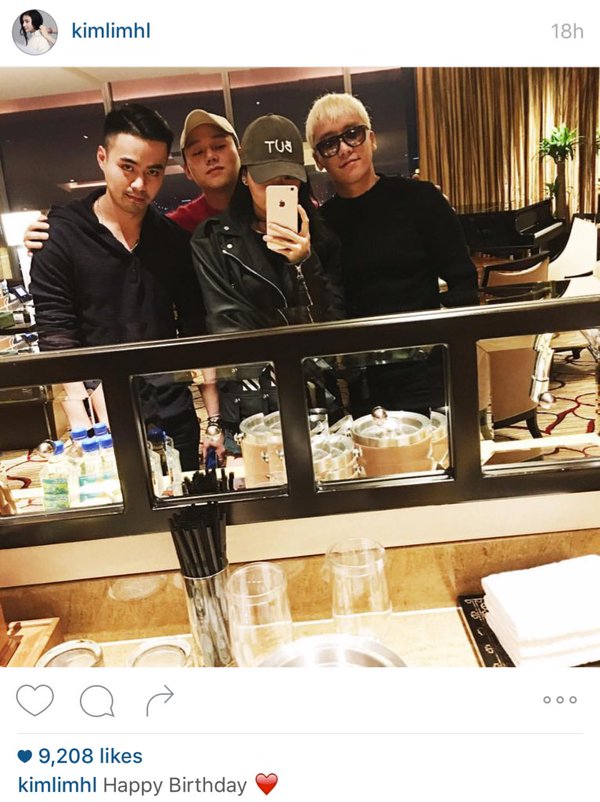 mochirix_'s tweet photo. มันมีเรื่องราว..
Kim:Happy Birthday ❤️
Riri:@.kimlimhl love u ^^
Kim:Happy Birthday ~ I love you❤️❤️❤️
#KimRi https://t.co/k9fWWym1tW