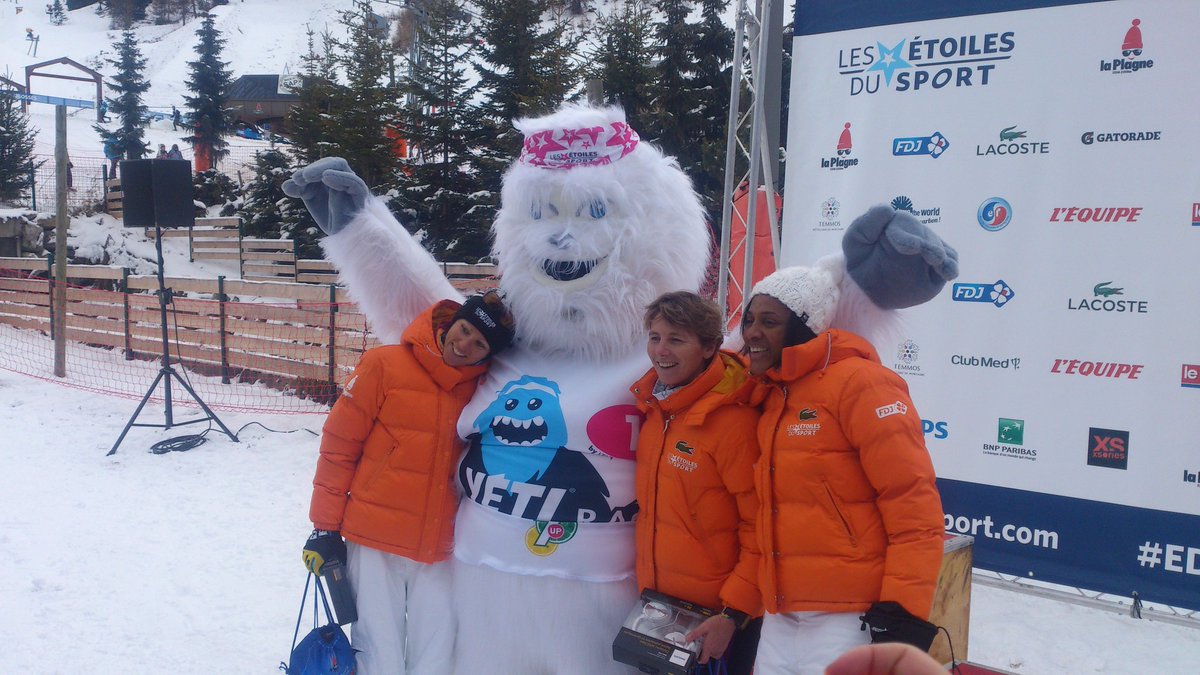 LaetiRoux's tweet photo. Throw back 1year! Pas de @Yeti_Race cette année 😭 mais dans les starts pour les #EDS2015 🙌🙌🎉🎶⛄🌞🎅 @EtoilesduSport https://t.co/Fs4IsjpxTp