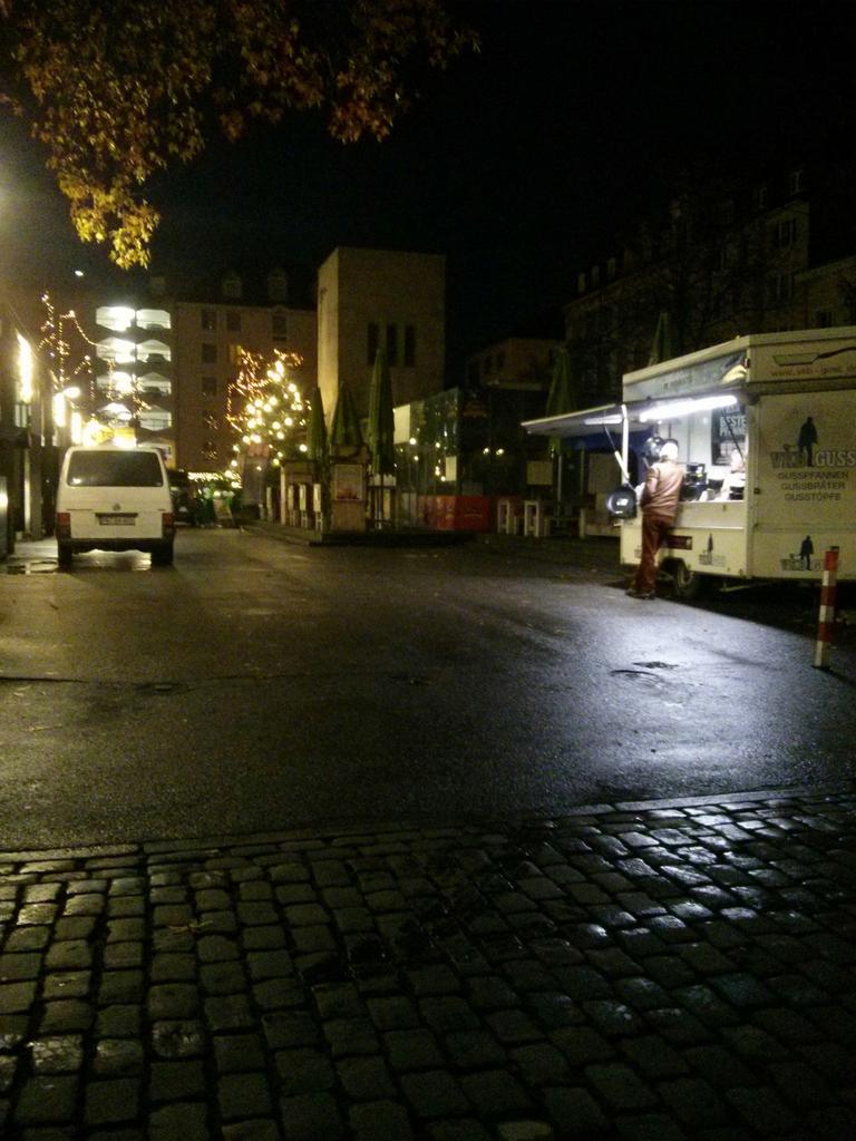 taxiphilosoph's tweet photo. Guten Morgen vom Karlsplatz! 👋😊 https://t.co/x8RnwjBWAA
