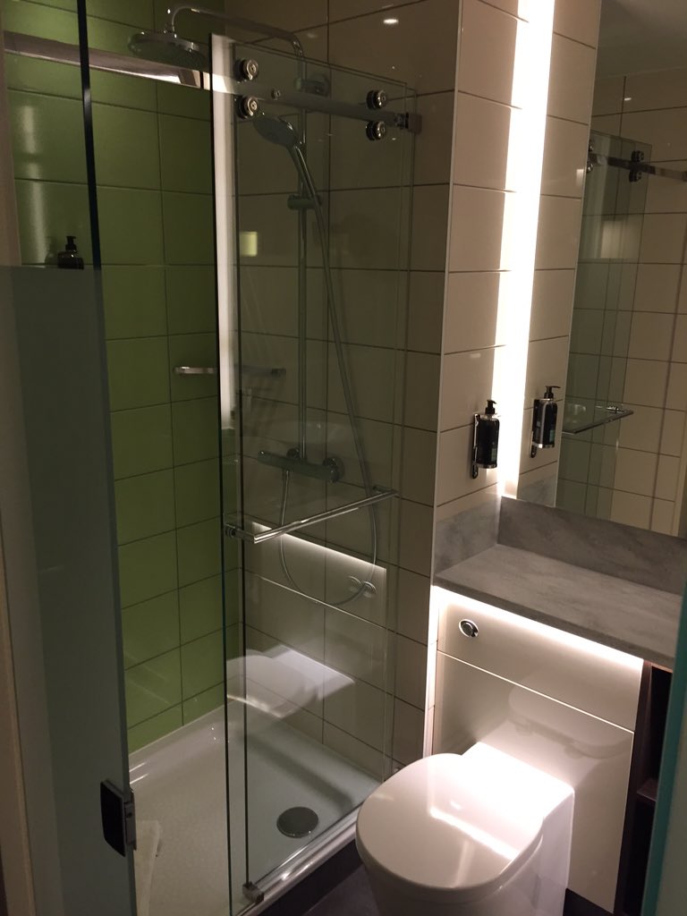 At tower bridge hub... Nice place