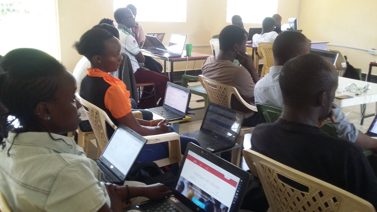 KisumuDalaEvent's tweet photo. #Africastalking #mobilebootcamp @LakeHub ongoing #Kisumu https://t.co/vTXo7c5kpf