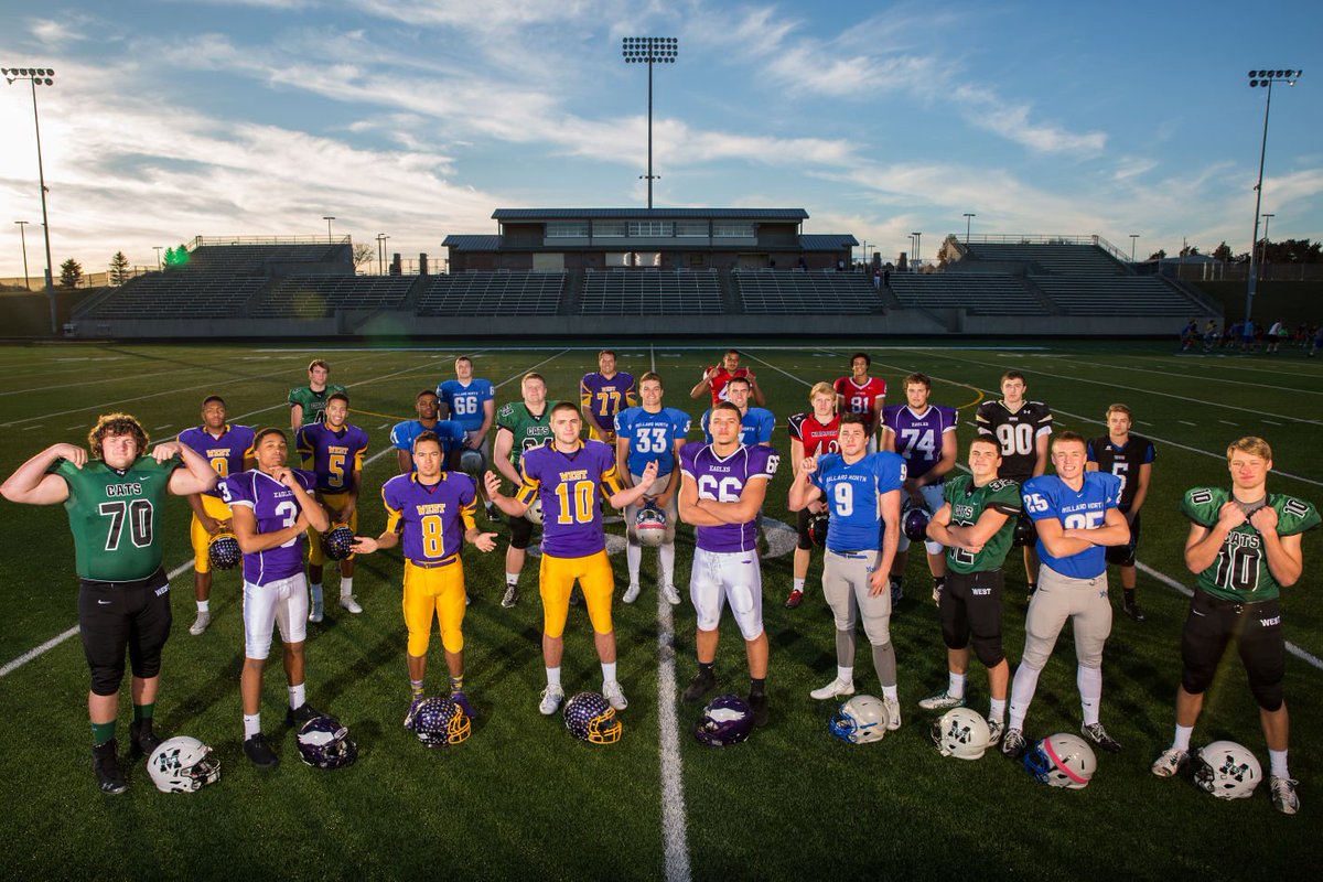 Meet the All-Metro Conference football team: bit.ly/1Y44TbJ #nebpreps
