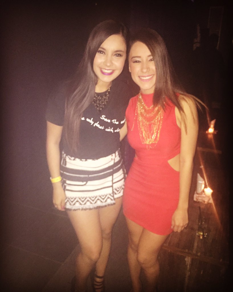 _JesseMtz's tweet photo. Festejando a la bb!😘🎉 @Nayvidiaz https://t.co/05uoN3LI4P