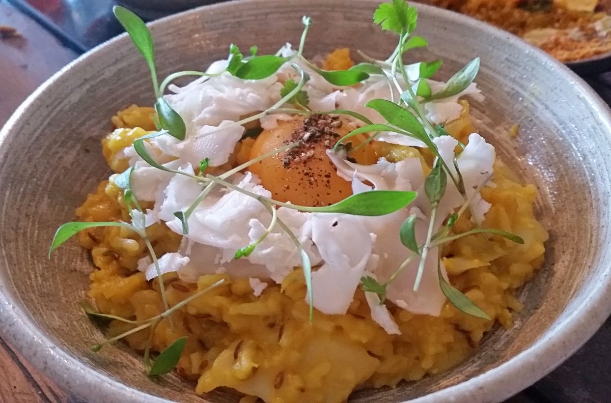 Top 10 London restaurants of the year bloomberg.com/news/articles/…