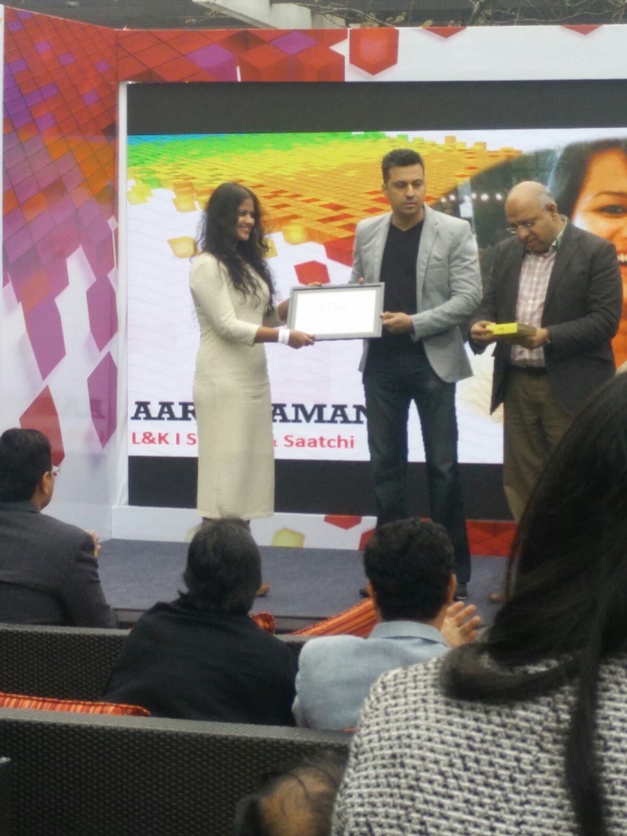 RitzeRocky's tweet photo. Aarti Samant (L&amp;K Saatchi &amp; Saatchi) takes the award #TopDigitalPlanners 2015. Congrats! https://t.co/b39sKGGIlD