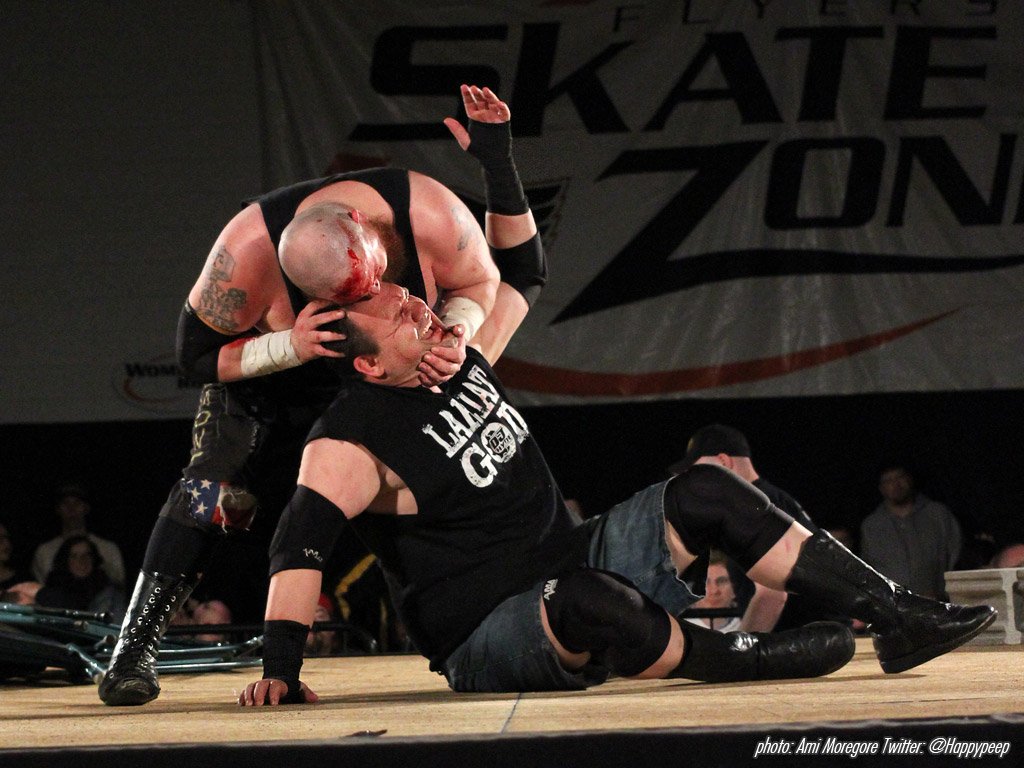 happypeep's tweet photo. Tremont thrived in the bloodletting, getting to cut loose in UV rules @combatzone #RoadtoCOD https://t.co/7HGghHTbin
