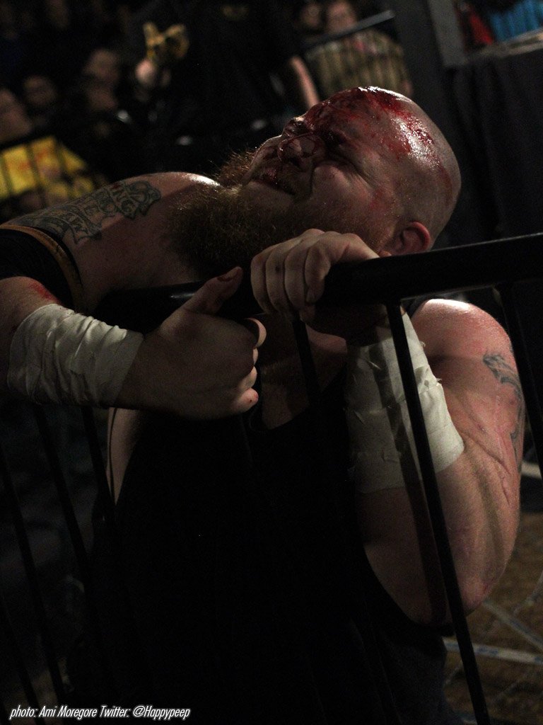happypeep's tweet photo. But I got the feeling that DJ has been waiting and wanting to fight ultra violently, too.  @combatzone #RoadtoCOD https://t.co/GYYMPcq1mY