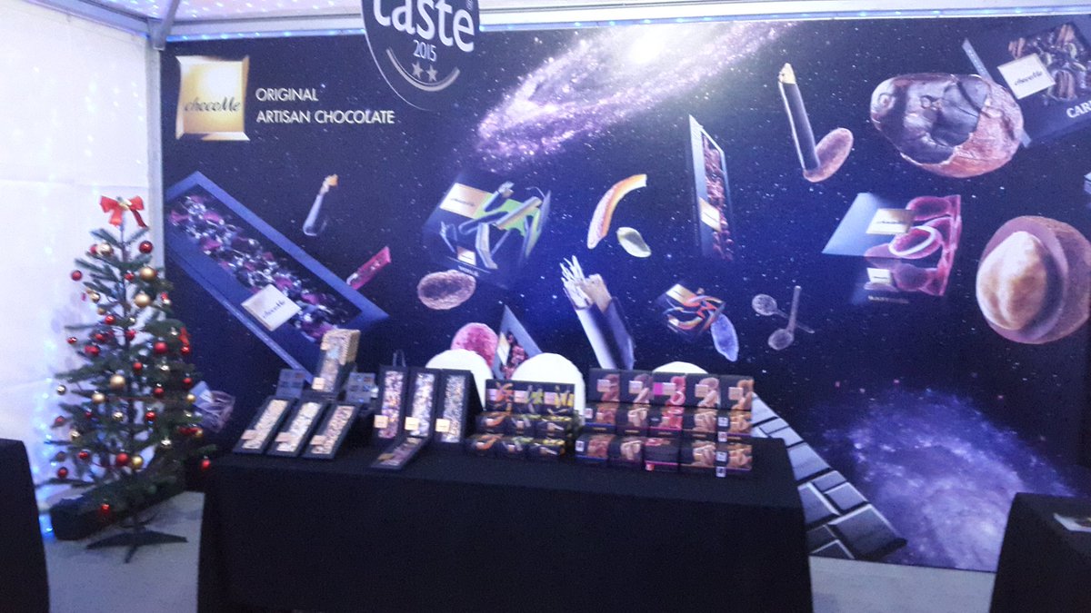 chocoMeJordan's tweet photo. #chocoMe booth at the #Boulevard #Christmas #amman #jo #chocolate #foodjo #lovejo https://t.co/7WPDQ6aVAR
