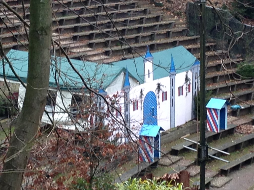 Openluchttheater tweet media