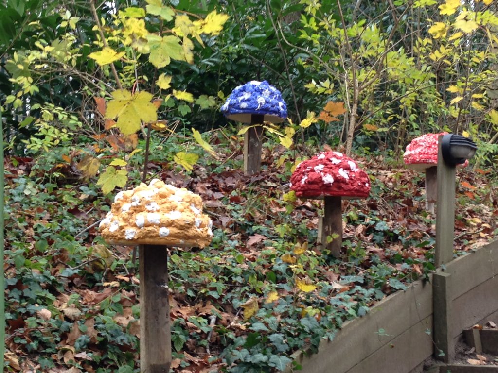 Vanmiddag 16.00 uur gaan de poorten van WinterWonderland 2015 open! #sprookjes #magisch #lochem.