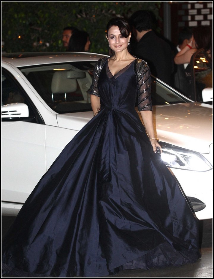 Embedded image permalink