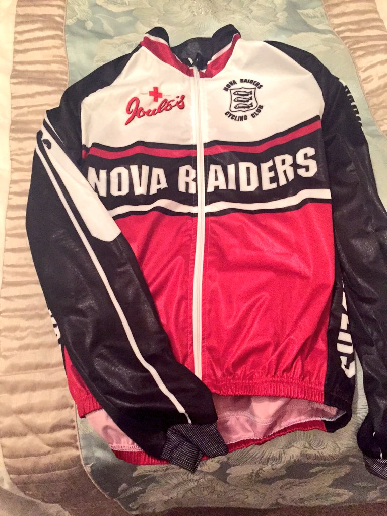 nici74UK's tweet photo. Testing out our new @TheNovaraiders #AtomJacket #Waterproof this morning. Please work 😁 https://t.co/448aY5OwRl
