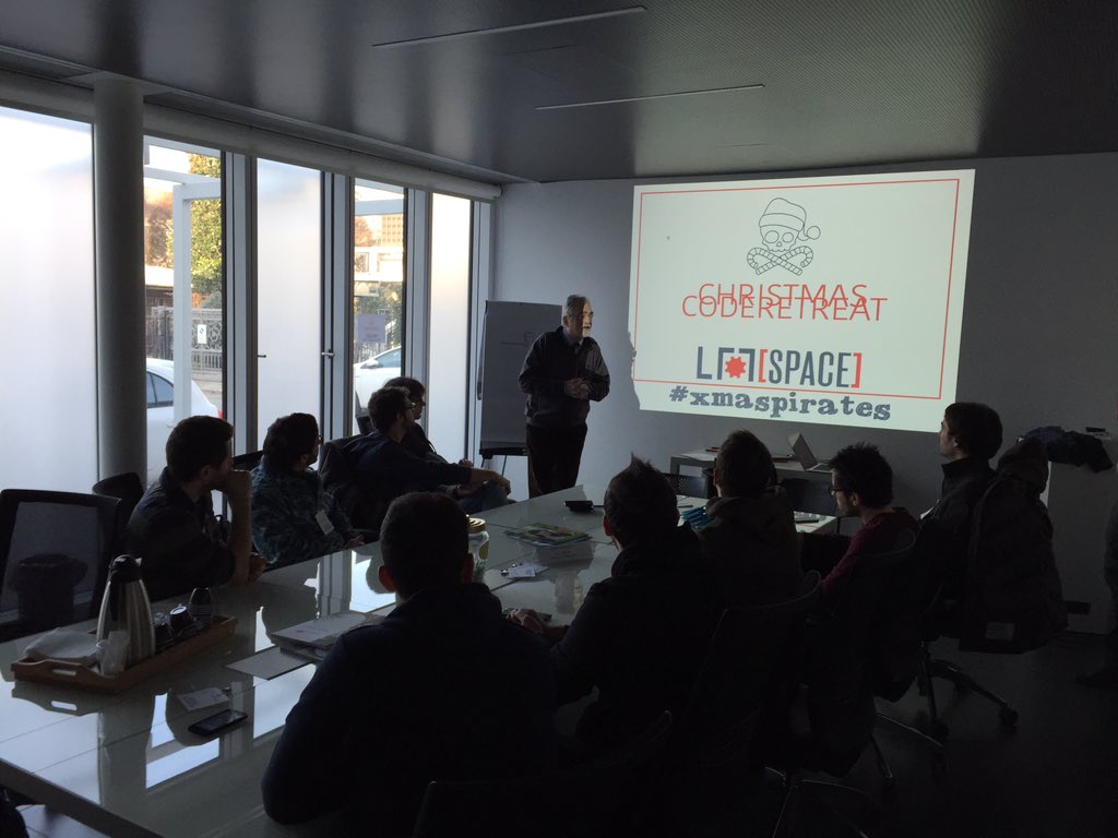 stefanodindo's tweet image. #lmspace inizia #xmaspirates #coderetreat