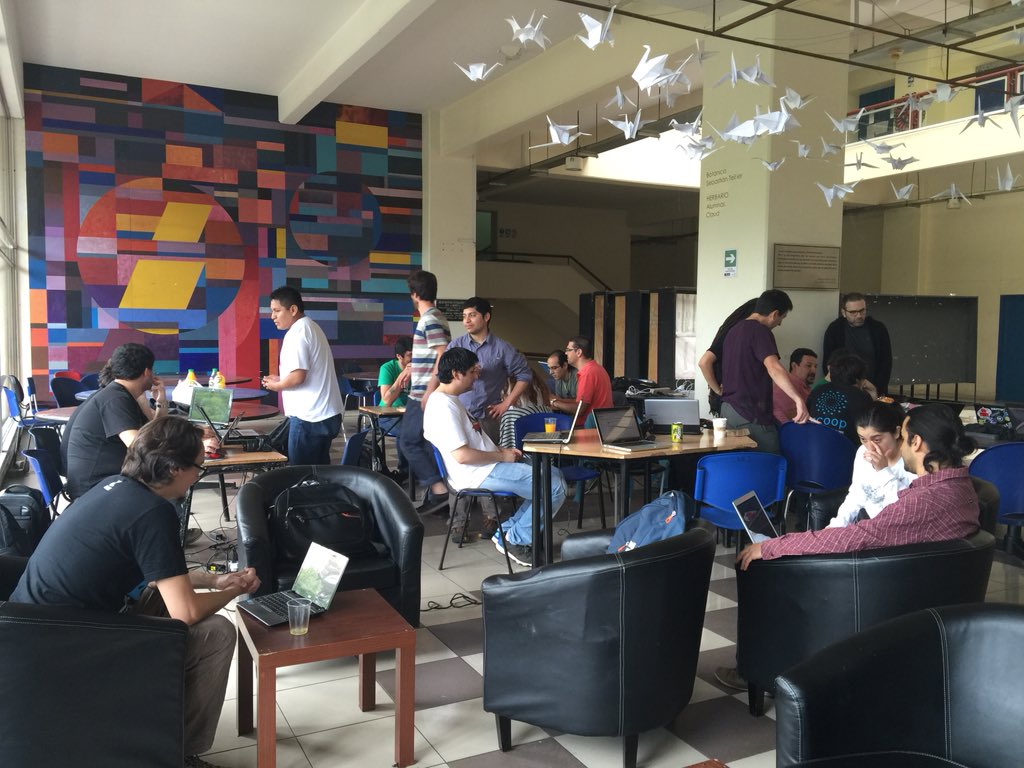 drupalcl's tweet image. Ya estamos en el taller de introducción a #Drupal8 #DrupalCampChile2015