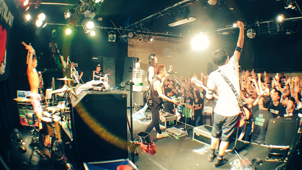 TOTALFAT_crew's tweet photo. 【TOTALFAT】カムトゥギャツアー盛岡CLUB CHANGE WAVE
ありがとうございました！
#カムトゥギャ https://t.co/DuCfI0gCna