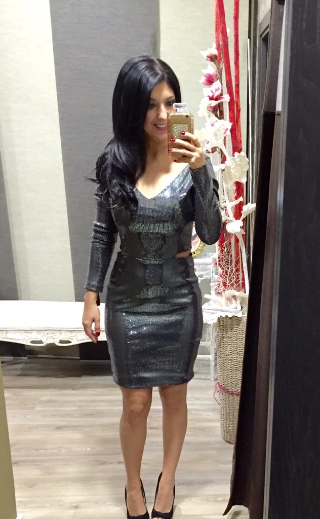 Presagio_'s tweet photo. Modelos de fiesta ?Siiiii tenemos muchos y todos ideales 😍😍 #moda #mujer #vestidos #navidad https://t.co/Ss7gJuQqiH https://t.co/A04j2v3uiG