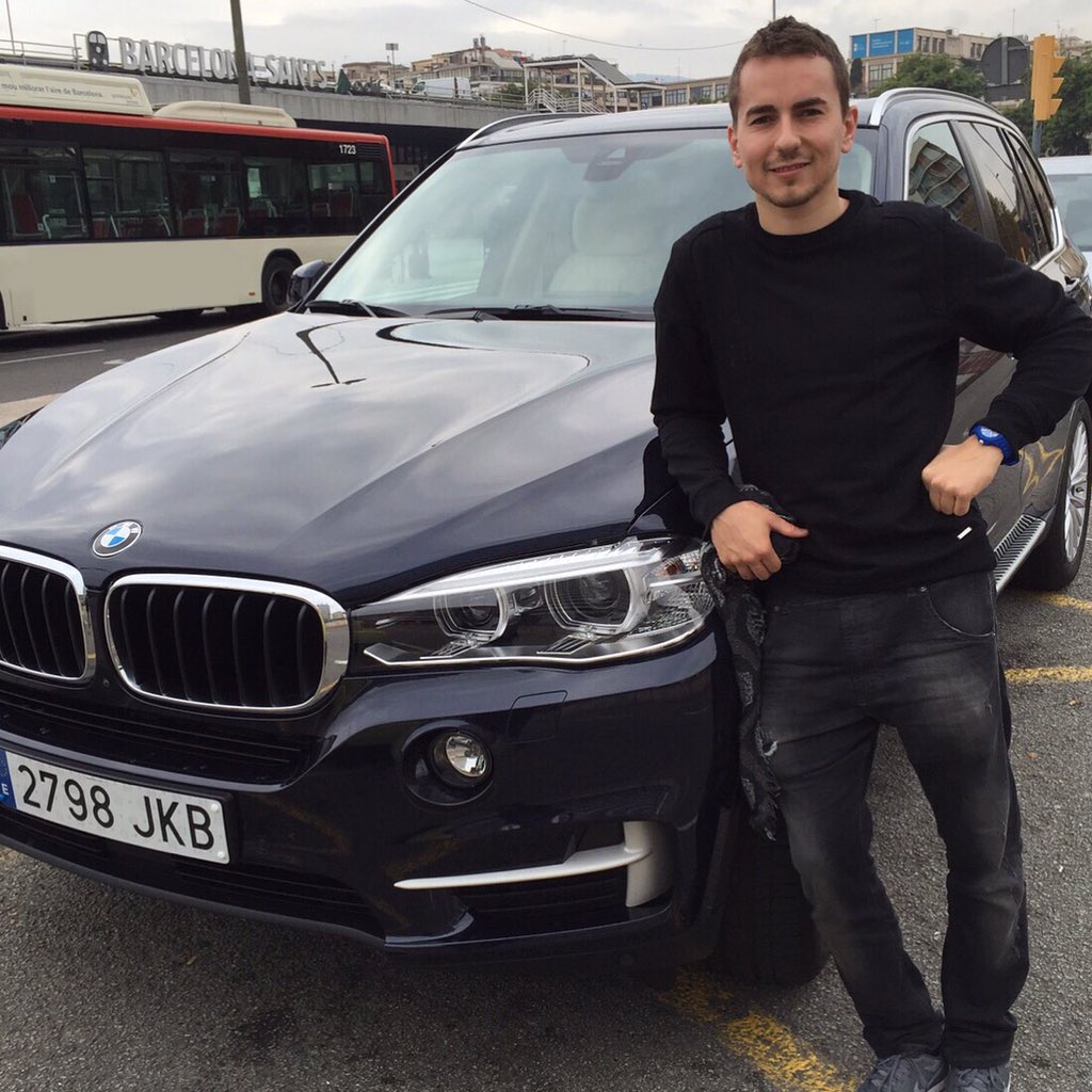 lorenzo99's tweet photo. Gracias @BMWEspana por dejarme este bonito X5 para un fin de semana de montaña! https://t.co/NBzsHnotco